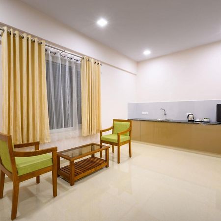 Daffodils Luxury Airport Suites Коччи Экстерьер фото